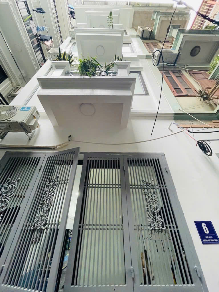 NHÀ MỚI HỒ TÙNG MẬU - 5 TẦNG - LÔ GÓC - 30M2 - NGÕ THÔNG - TÀI CHÍNH 9 TỶ